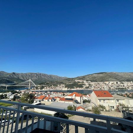Burum Accommodation B&B-Apartment With Beautiful View ドゥブロブニク エクステリア 写真