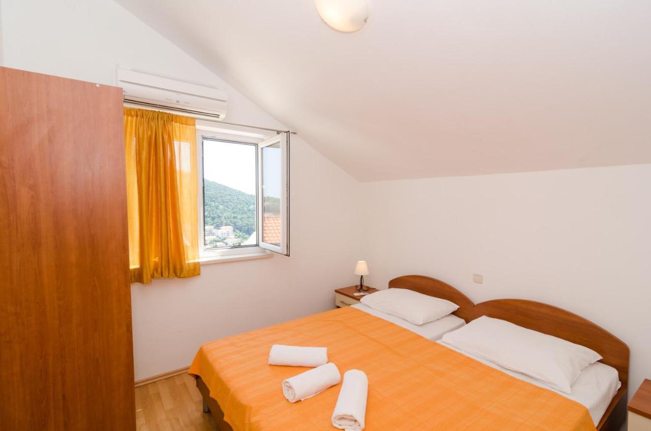 Burum Accommodation B&B-Apartment With Beautiful View ドゥブロブニク エクステリア 写真
