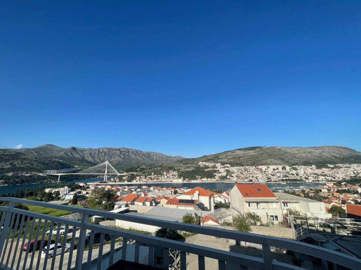 Burum Accommodation B&B-Apartment With Beautiful View ドゥブロブニク エクステリア 写真