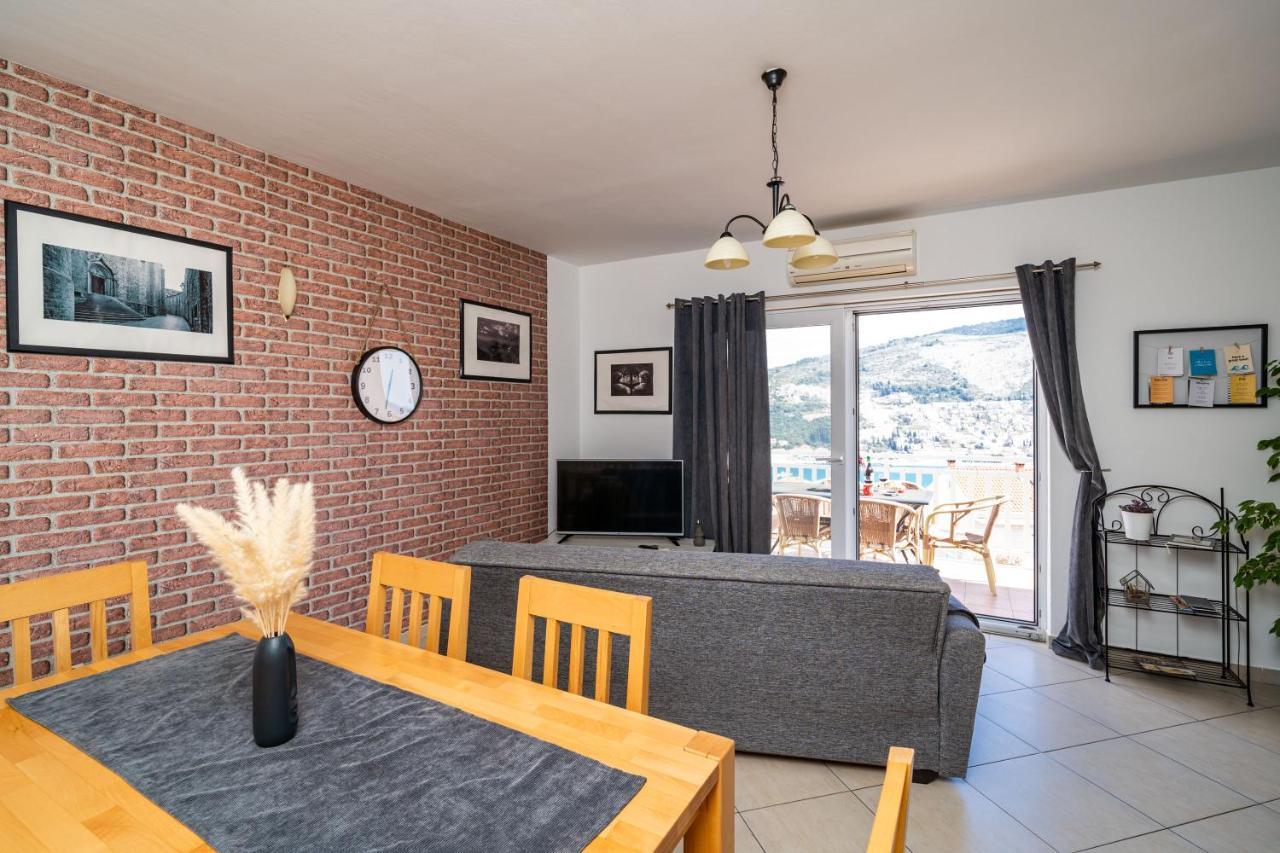 Burum Accommodation B&B-Apartment With Beautiful View ドゥブロブニク エクステリア 写真