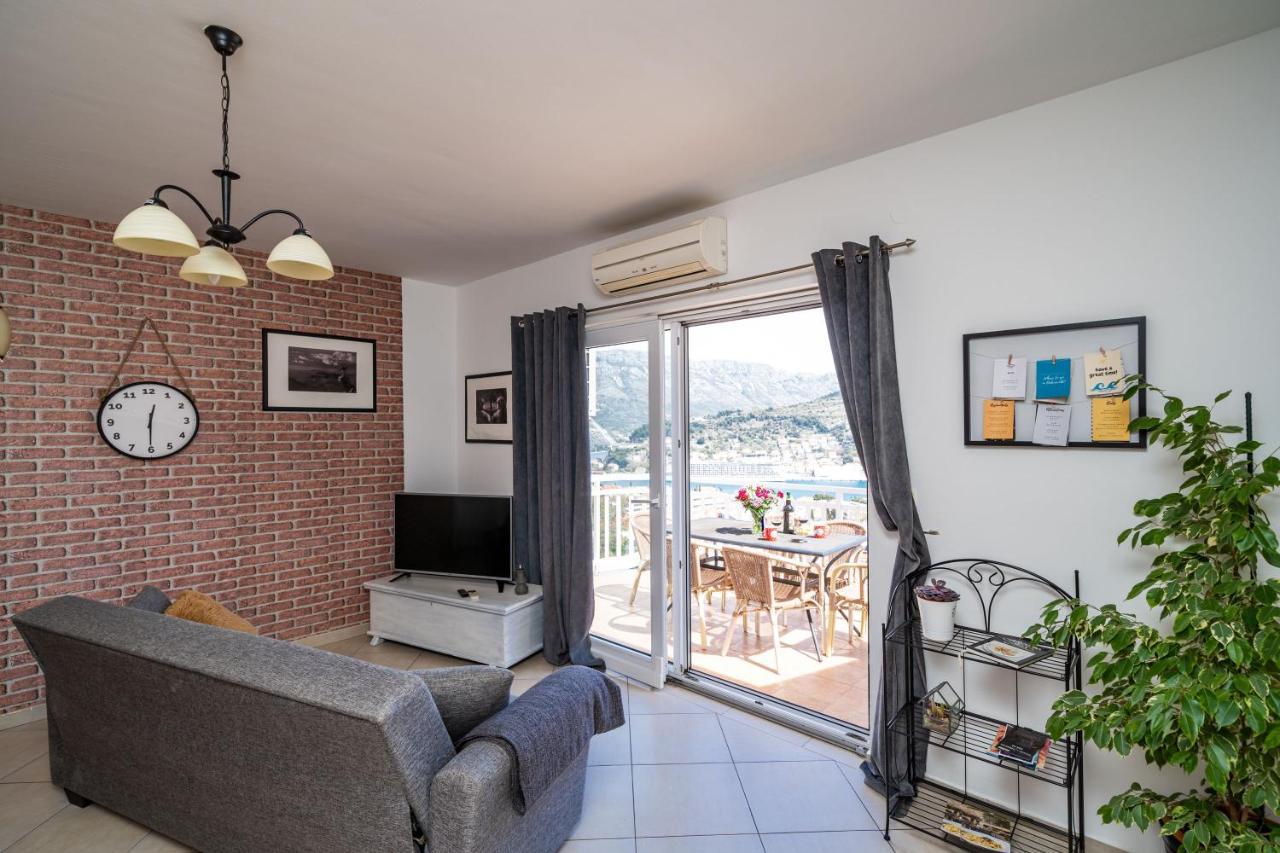 Burum Accommodation B&B-Apartment With Beautiful View ドゥブロブニク エクステリア 写真