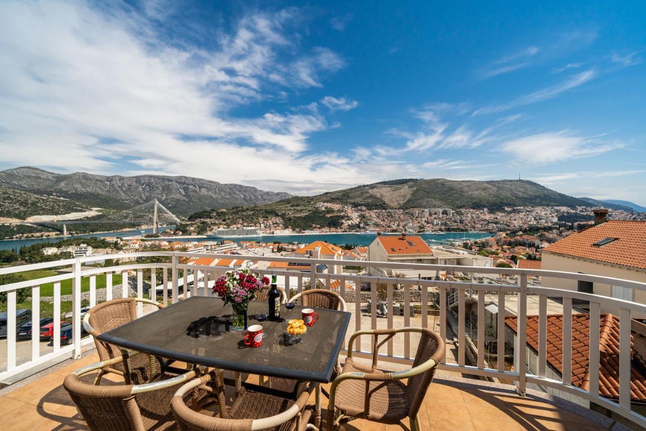 Burum Accommodation B&B-Apartment With Beautiful View ドゥブロブニク エクステリア 写真