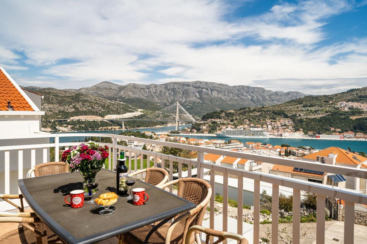 Burum Accommodation B&B-Apartment With Beautiful View ドゥブロブニク エクステリア 写真