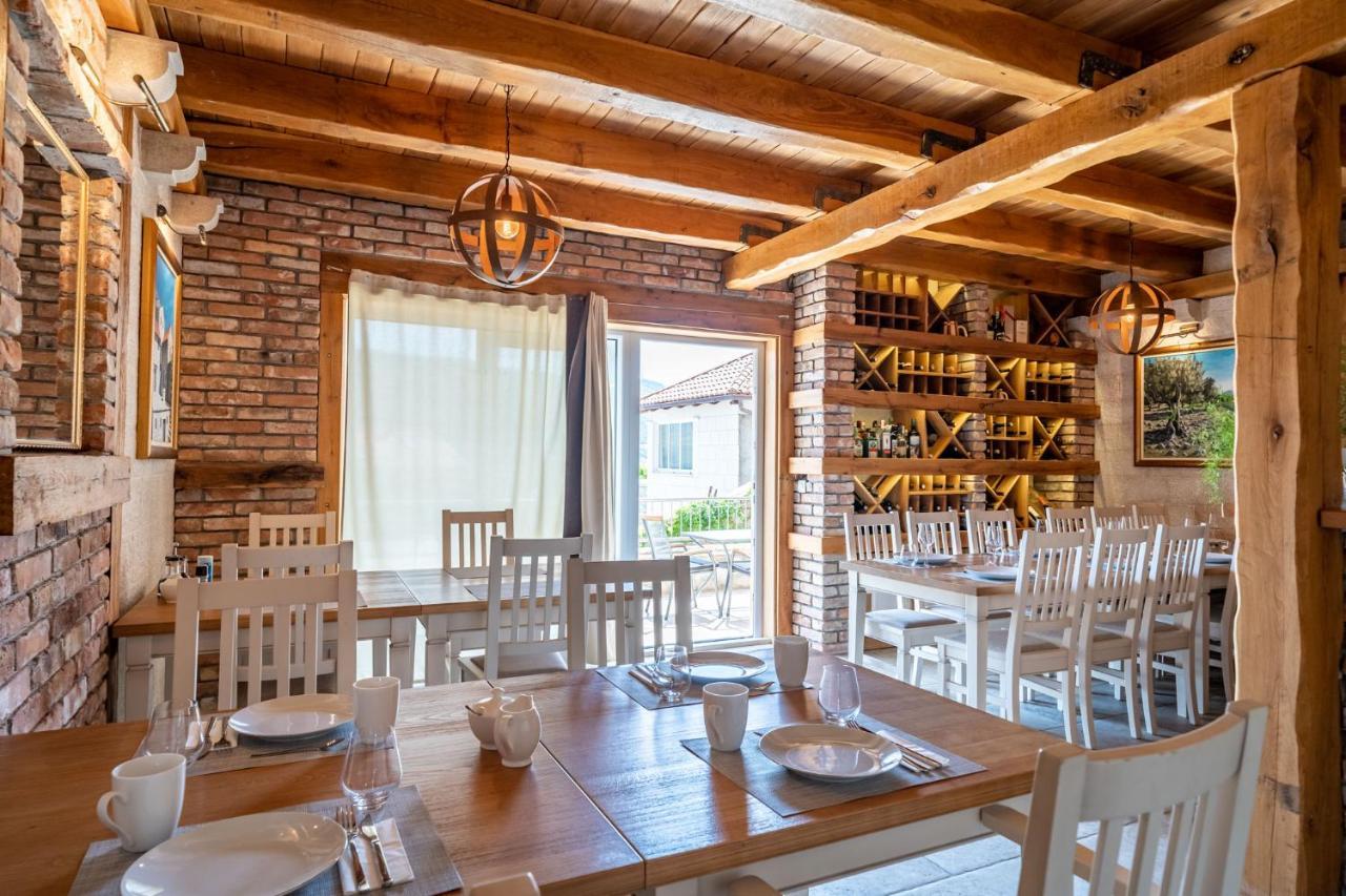 Burum Accommodation B&B-Apartment With Beautiful View ドゥブロブニク エクステリア 写真